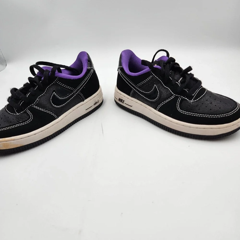 Nike force lv8